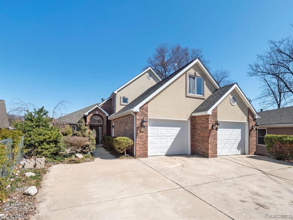 1821 Union Lake Road Commerce Township, MI 48382 - Photo 3 of 25