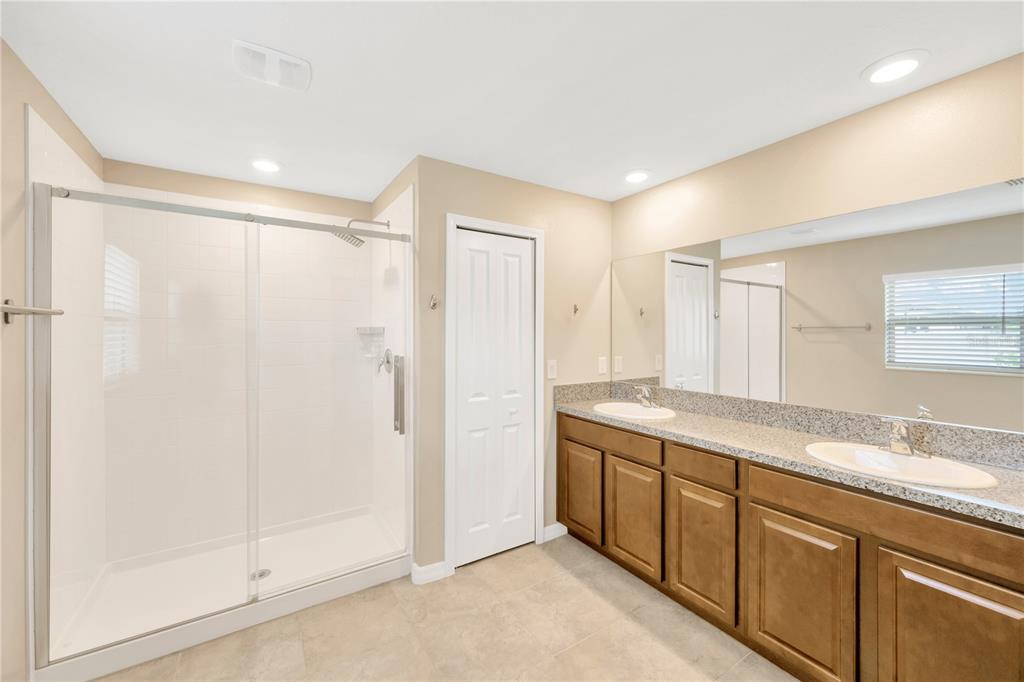 10207 Cakebread Lane Riverview, FL 33578 - Photo 32 of 48