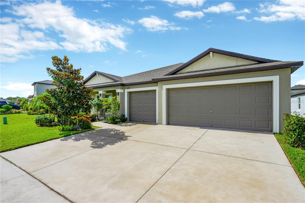 10207 Cakebread Lane Riverview, FL 33578 - Photo 4 of 48