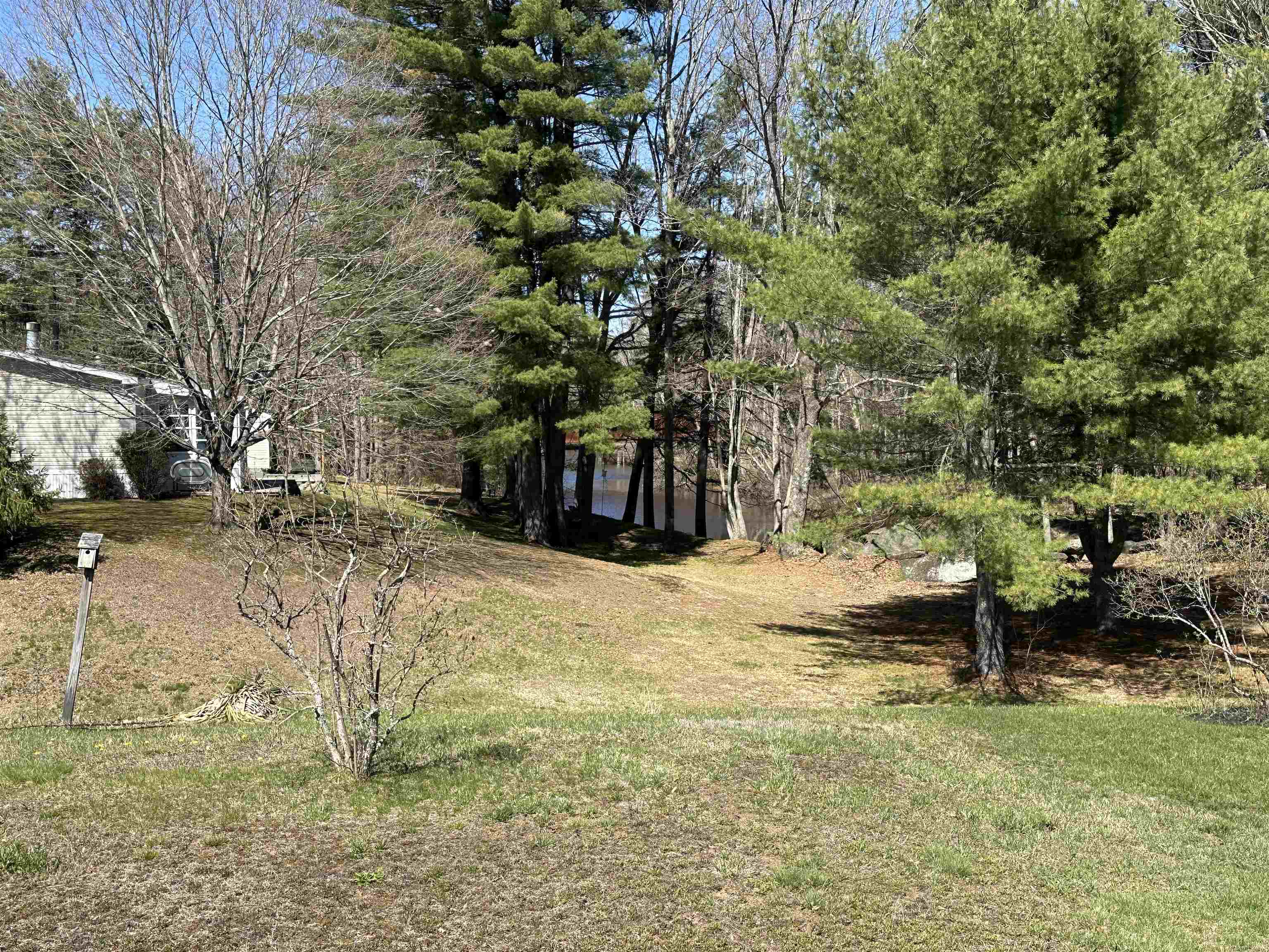 2 Sagamore Lane Rochester, NH 03867 - Photo 6 of 38