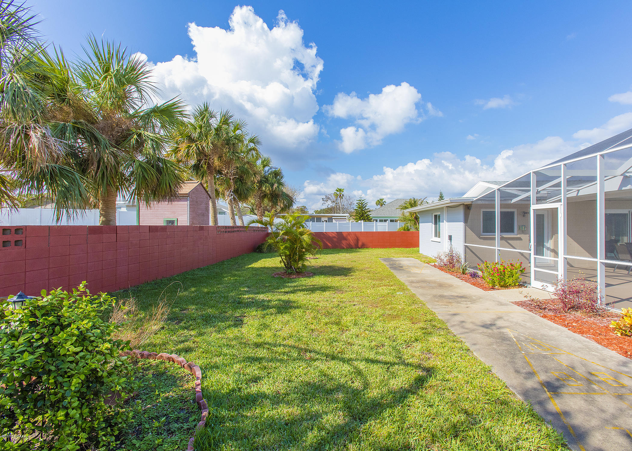 112 Milton Road Daytona Beach, FL 32118 - Photo 35 of 35 yard5