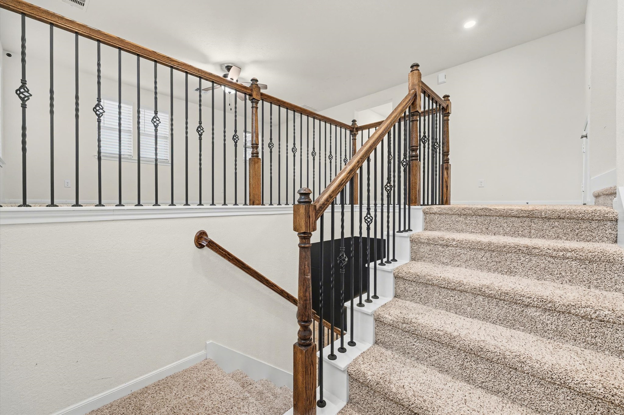 14201 Spring Birch Lane Pearland, TX 77584 - Photo 17 of 31