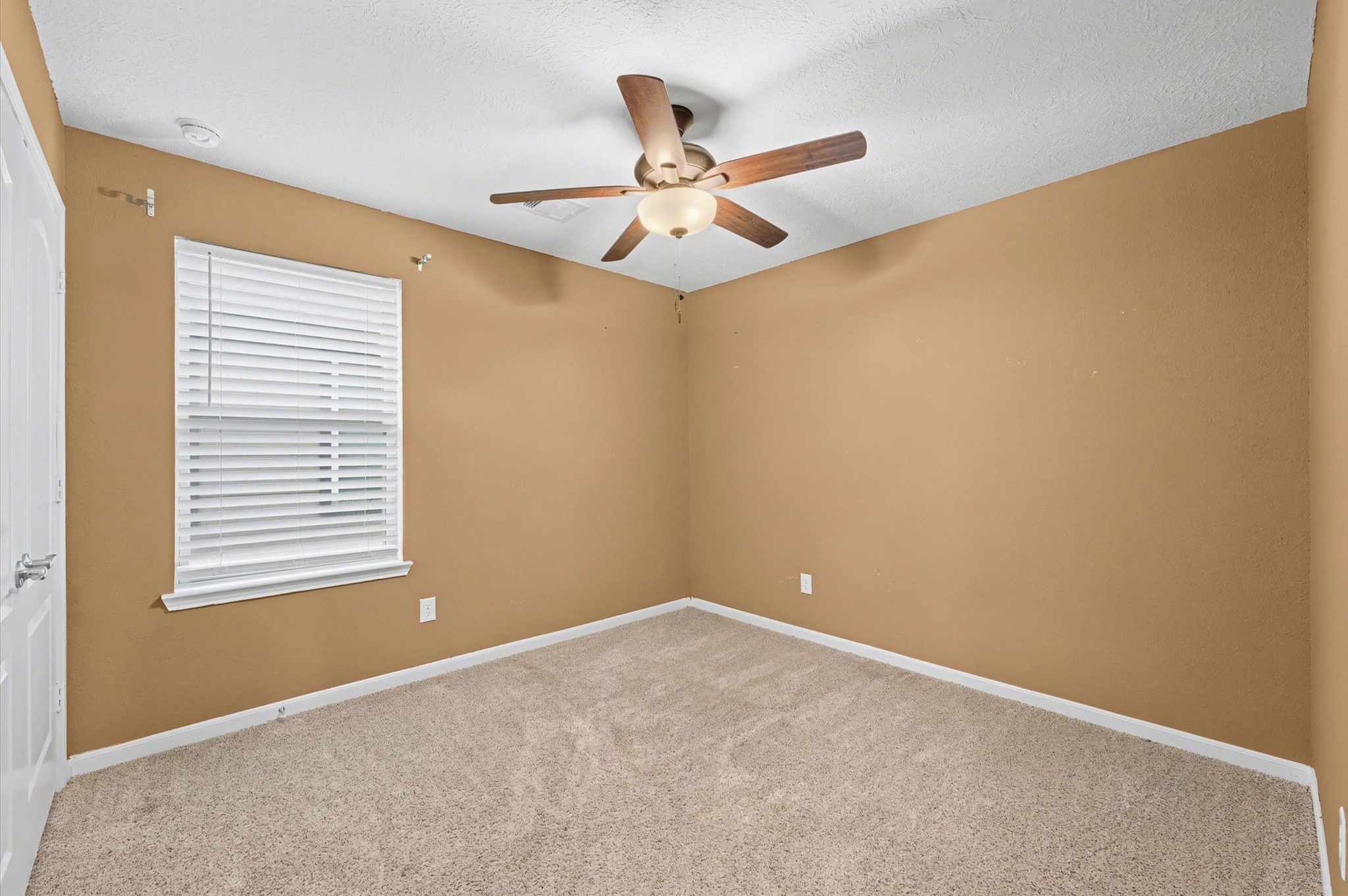 14201 Spring Birch Lane Pearland, TX 77584 - Photo 24 of 31 4th Bedroom