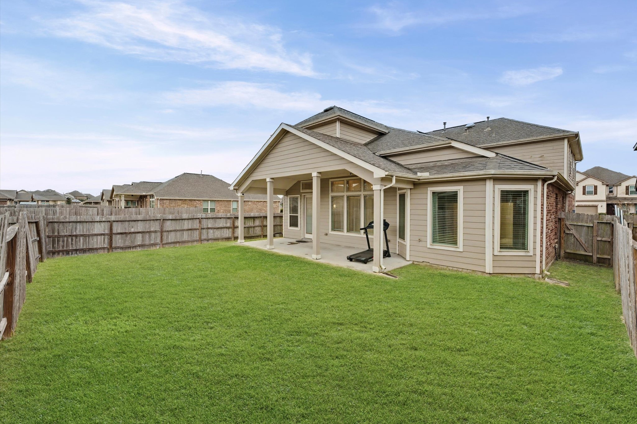 14201 Spring Birch Lane Pearland, TX 77584 - Photo 26 of 31 Backyard