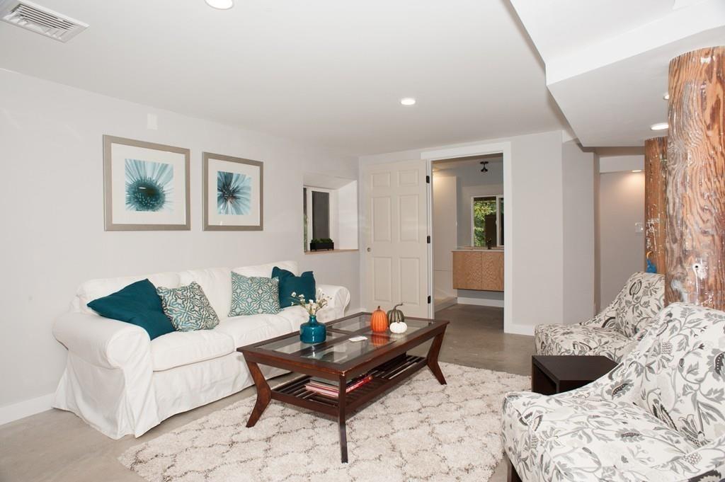 266 Kelly Road Northbridge, MA 01534 - Photo 33 of 37