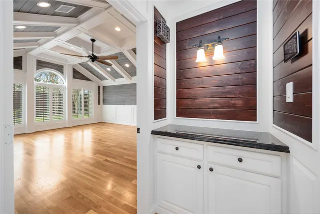 $1,195,000 | 4031 Fernwood Drive, Houston, TX 77021