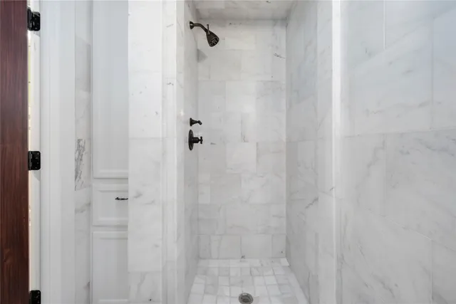 $1,195,000 | 4031 Fernwood Drive, Houston, TX 77021