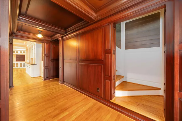 $1,195,000 | 4031 Fernwood Drive, Houston, TX 77021