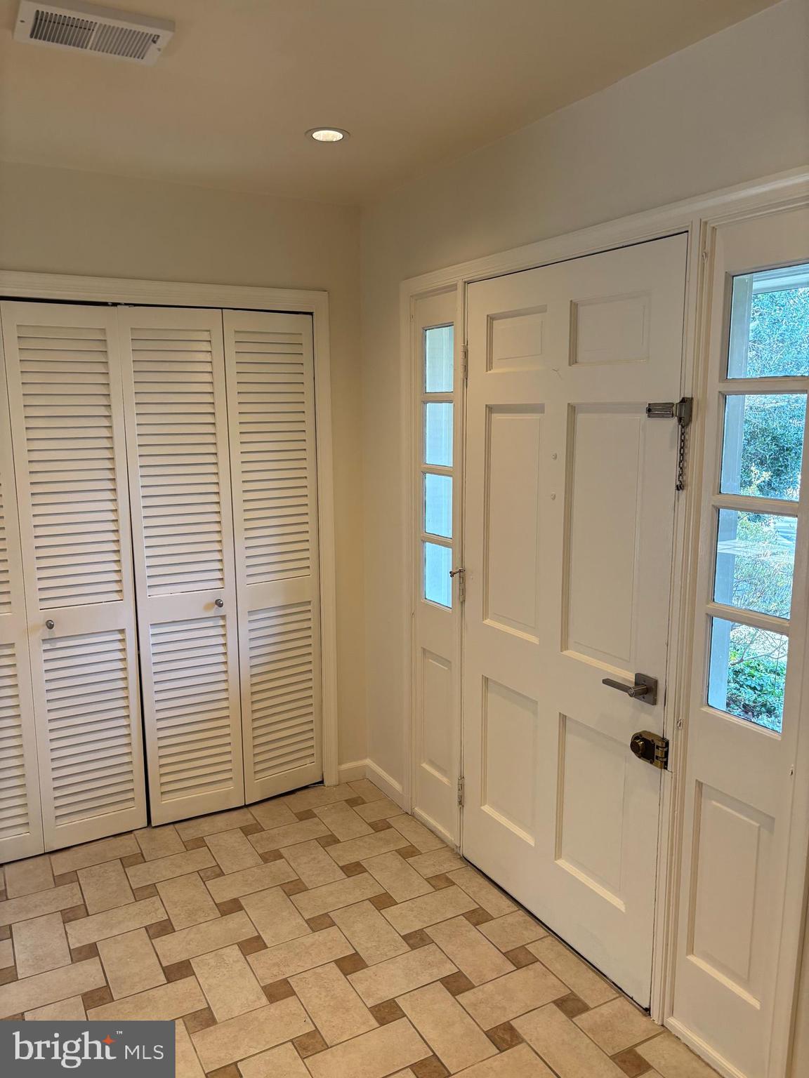 1249 Derbyshire Road Potomac, MD 20854 - Photo 2 of 30 Entry Foyer