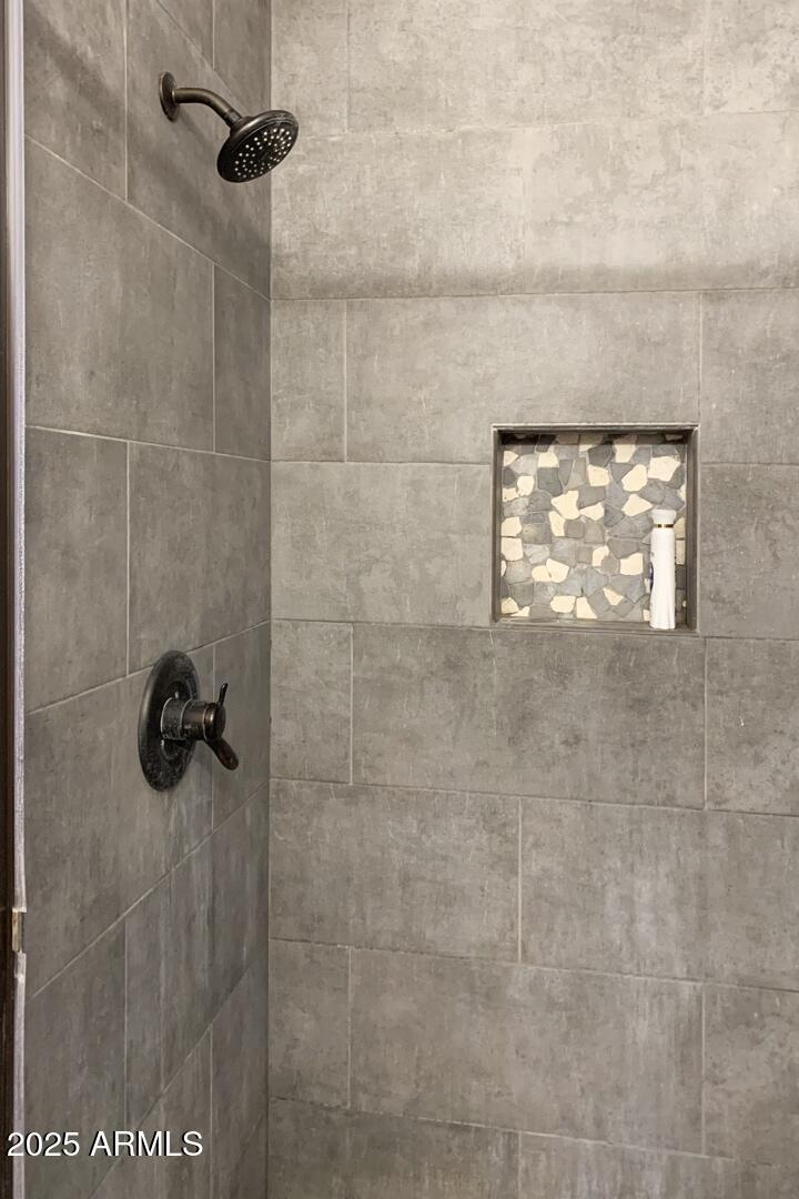 406 Granite Butte Road Star Valley, AZ 85541 - Photo 14 of 24 a bathroom with a shower