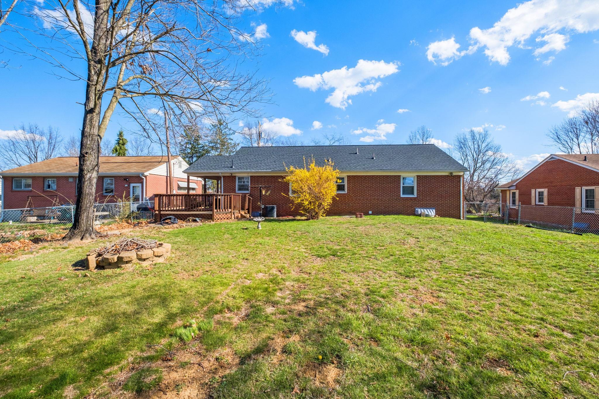 204 Surrey Road Staunton, VA 24401 - Photo 22 of 24 Gallery Image 22
