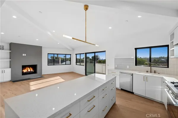 $12,750 | 403 Serra Drive, Corona del Mar, CA 92625