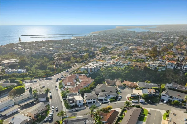 $12,750 | 403 Serra Drive, Corona del Mar, CA 92625