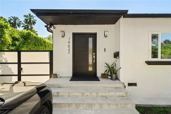 $1,699,000 | 14622 Huston Street, Sherman Oaks, CA 91403