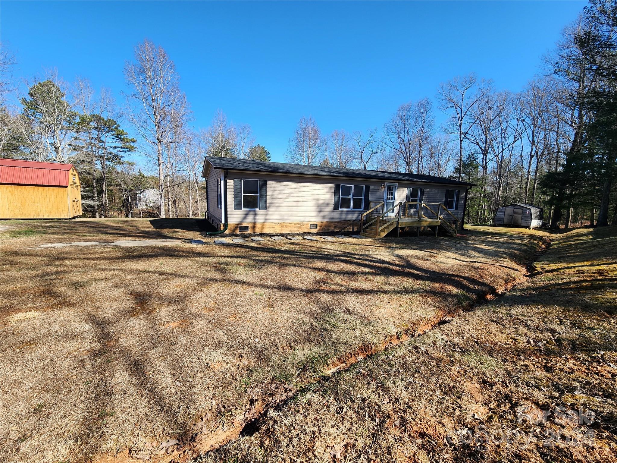 4422 Bennett Road Morganton, NC 28655 - Photo 2 of 21 Gallery Image 2