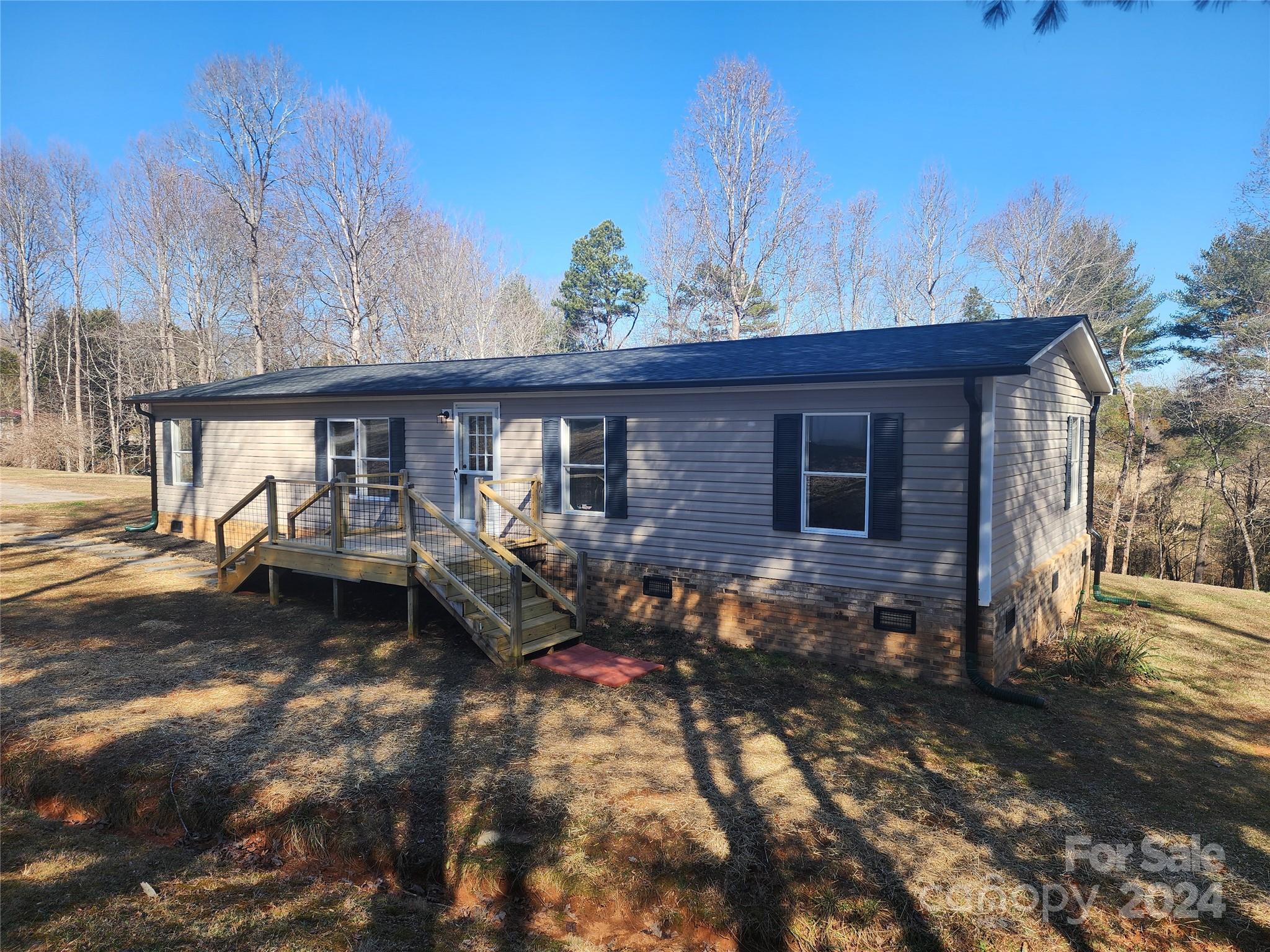 4422 Bennett Road Morganton, NC 28655 - Photo 3 of 21 Gallery Image 3