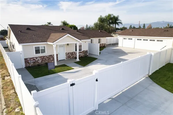 $3,950 | 831 North Sunflower Avenue, Covina, CA 91724
