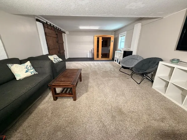 $780,000 | 13400 74th Avenue North, Seminole, FL 33776