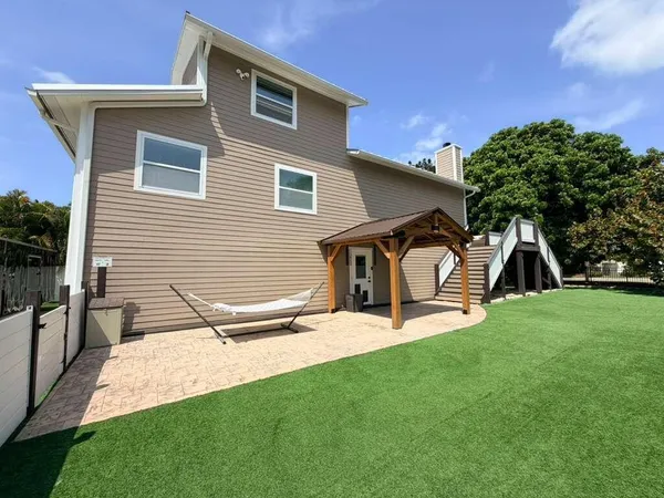 $780,000 | 13400 74th Avenue North, Seminole, FL 33776