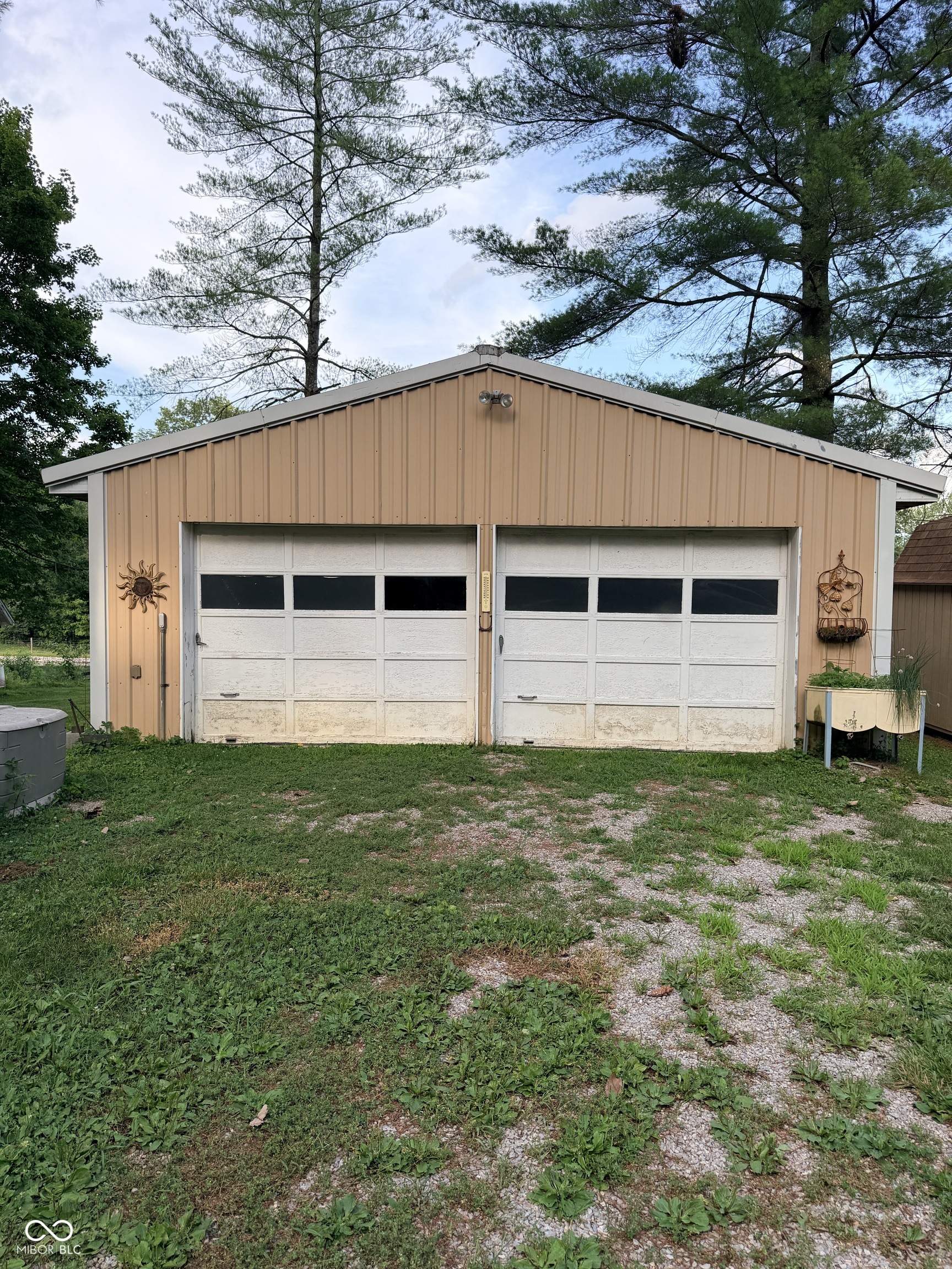 8950 West Georgetown Road Columbus, IN 47201 - Photo 13 of 67