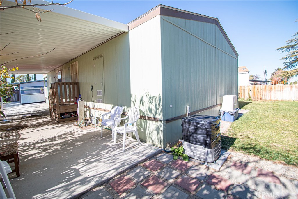 4444 East Ave R, Unit 202 Palmdale, CA 93552 - Photo 4 of 23