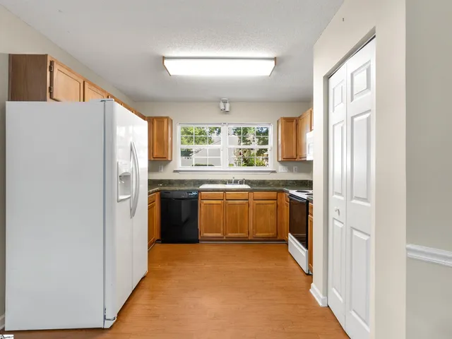 $229,900 | 242 Birds Eye View, Boiling Springs, SC 29316