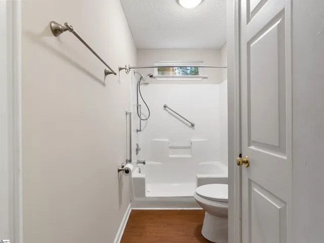 $229,900 | 242 Birds Eye View, Boiling Springs, SC 29316