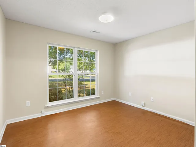 $229,900 | 242 Birds Eye View, Boiling Springs, SC 29316