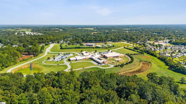 $229,900 | 242 Birds Eye View, Boiling Springs, SC 29316