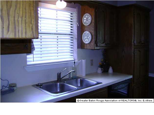 18510 Perkins Oak Road Prairieville, LA 70769 - Photo 5 of 9 Gallery Image 5