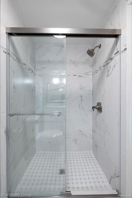 1602 Hillside Lane Rochester Hills, MI 48307 - Photo 59 of 63