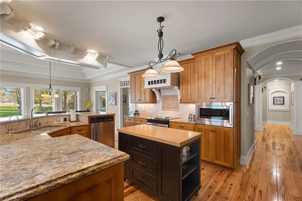 $1,199,000 | 1106 Riverbend Drive, Bermuda Run, NC 27006