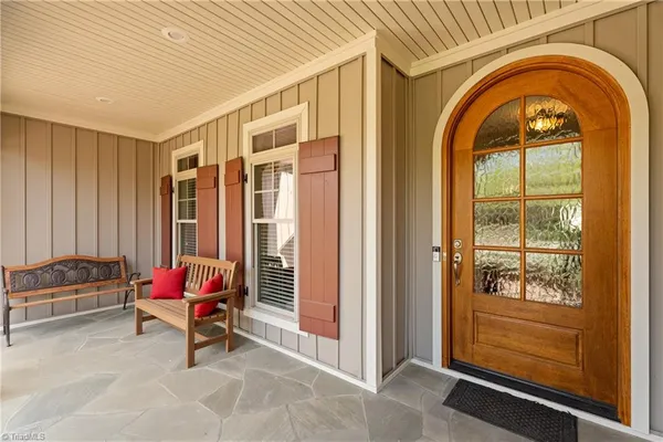 $1,199,000 | 1106 Riverbend Drive, Bermuda Run, NC 27006