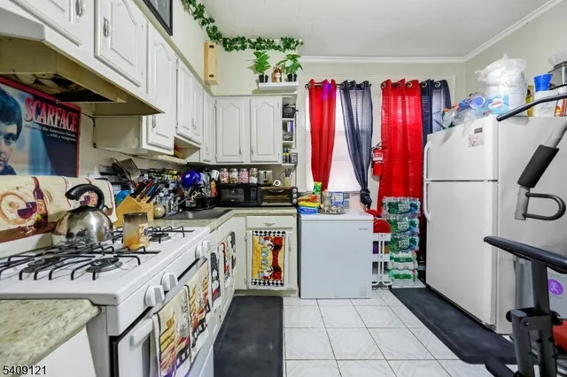 $899,000 | 34 Cortland Street, Newark, NJ 07105