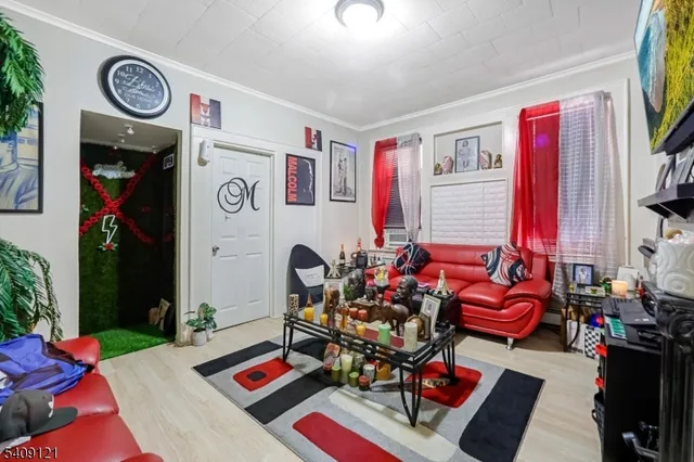 $899,000 | 34 Cortland Street, Newark, NJ 07105