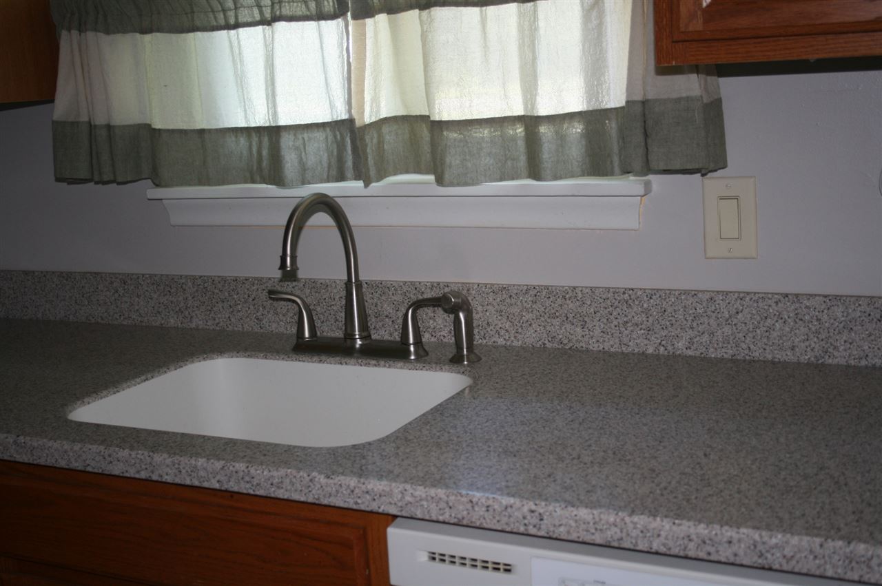 5466 Calkins Road Flint, MI 48532 - Photo 3 of 28