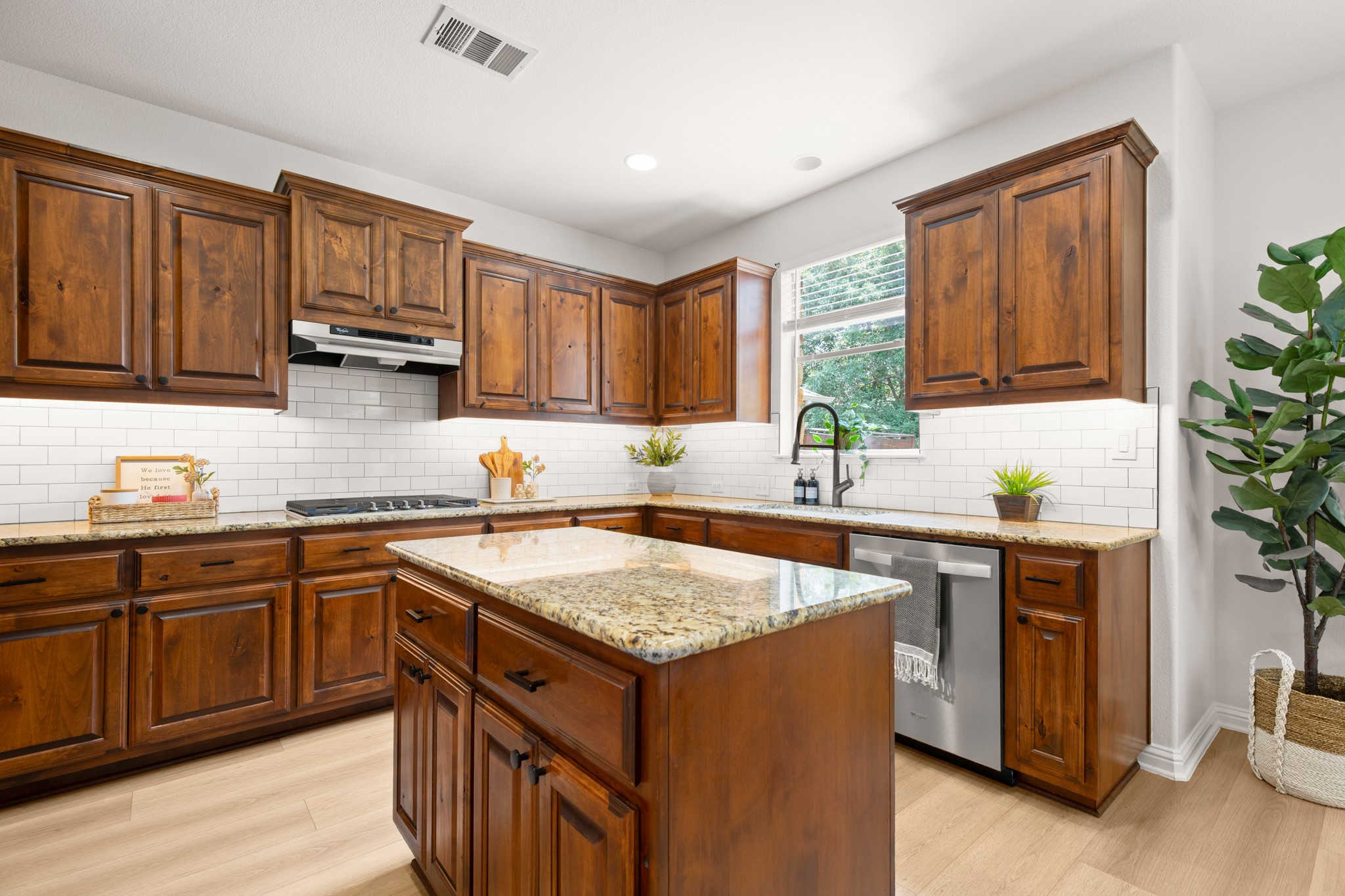 902 Ripperton Run Cedar Park, TX 78613 - Photo 11 of 38