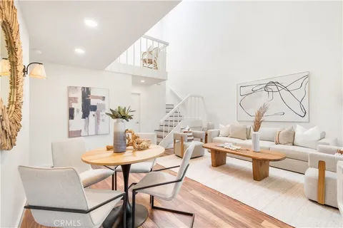 $825,000 | 900 Hyde Court, Costa Mesa, CA 92626