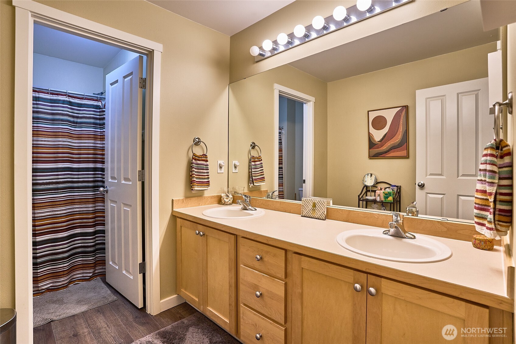 28091 Maple Ridge Way Southeast Maple Valley, WA 98038 - Photo 18 of 28 Gallery Image 18
