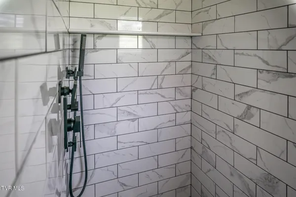 $1,700 | 3655 West Allens Bridge Road, Unit 12, Greeneville, TN 37743