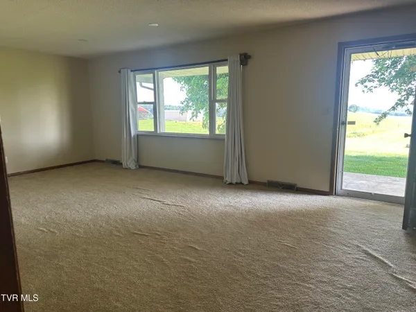 $1,700 | 3655 West Allens Bridge Road, Unit 12, Greeneville, TN 37743