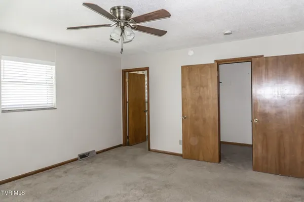 $1,700 | 3655 West Allens Bridge Road, Unit 12, Greeneville, TN 37743