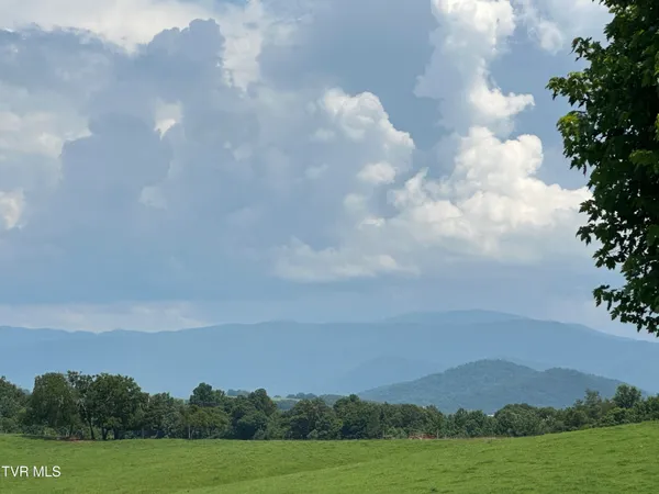 $1,700 | 3655 West Allens Bridge Road, Unit 12, Greeneville, TN 37743