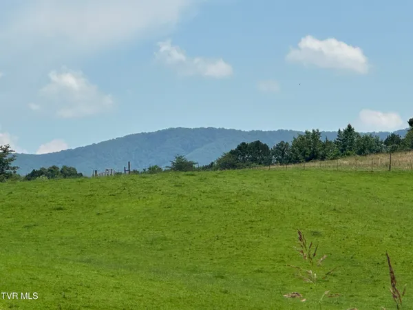 $1,700 | 3655 West Allens Bridge Road, Unit 12, Greeneville, TN 37743