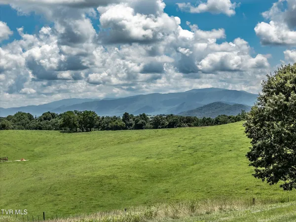 $1,700 | 3655 West Allens Bridge Road, Unit 12, Greeneville, TN 37743