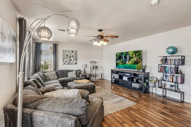 $615,000 | 33104 Willow Bend Road, Whitewater, CO 81527