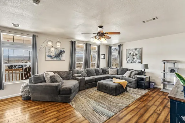 $615,000 | 33104 Willow Bend Road, Whitewater, CO 81527