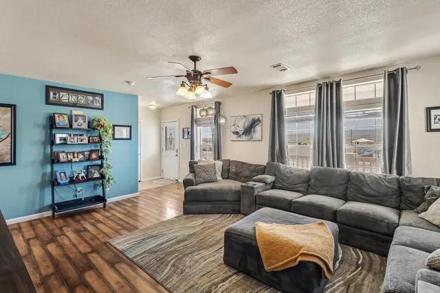 $615,000 | 33104 Willow Bend Road, Whitewater, CO 81527