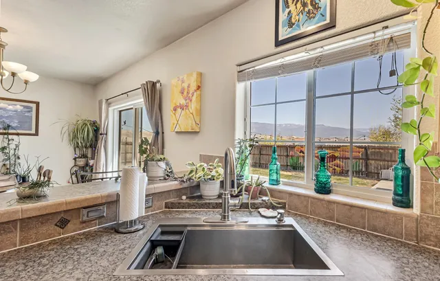 $615,000 | 33104 Willow Bend Road, Whitewater, CO 81527