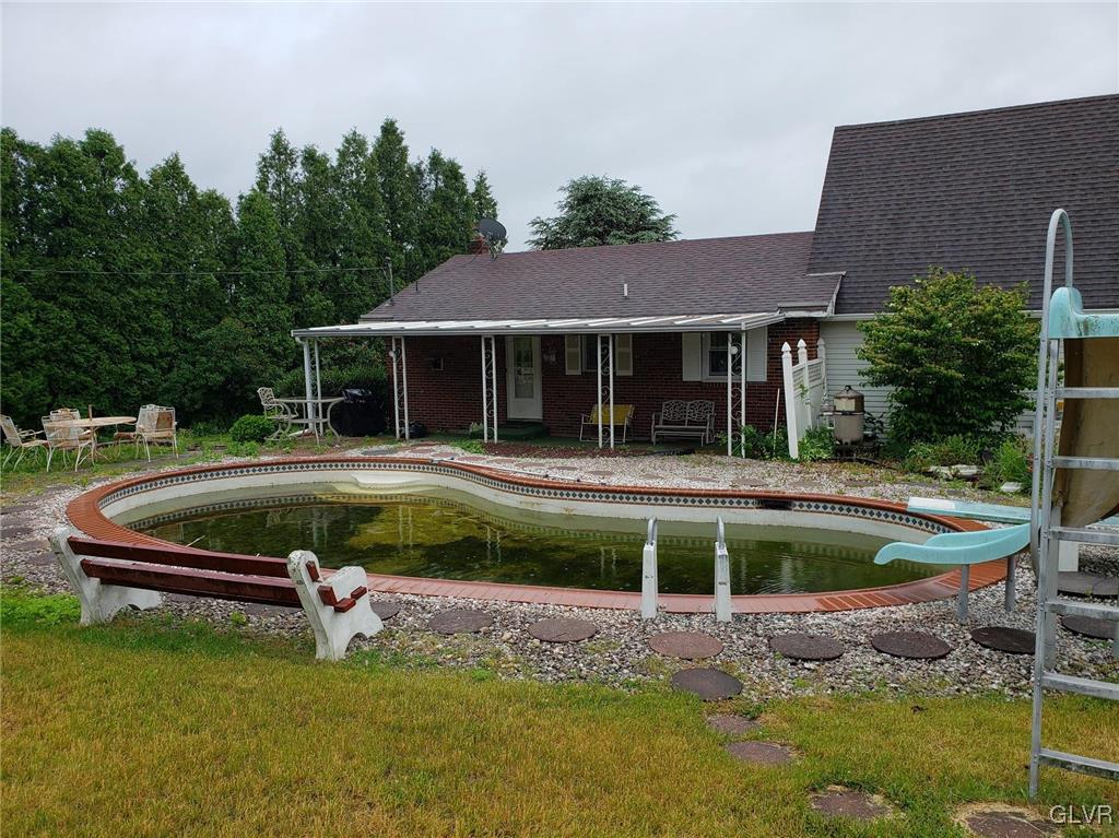 3315 Center Road Northampton, PA 18067 - Photo 2 of 13 Gallery Image 2